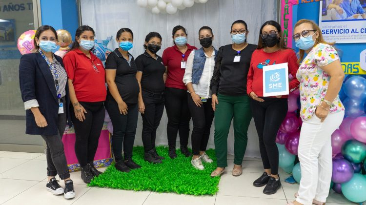 Nuestro personal médico impartió charla a nuestras colaboradoras embarazadas.